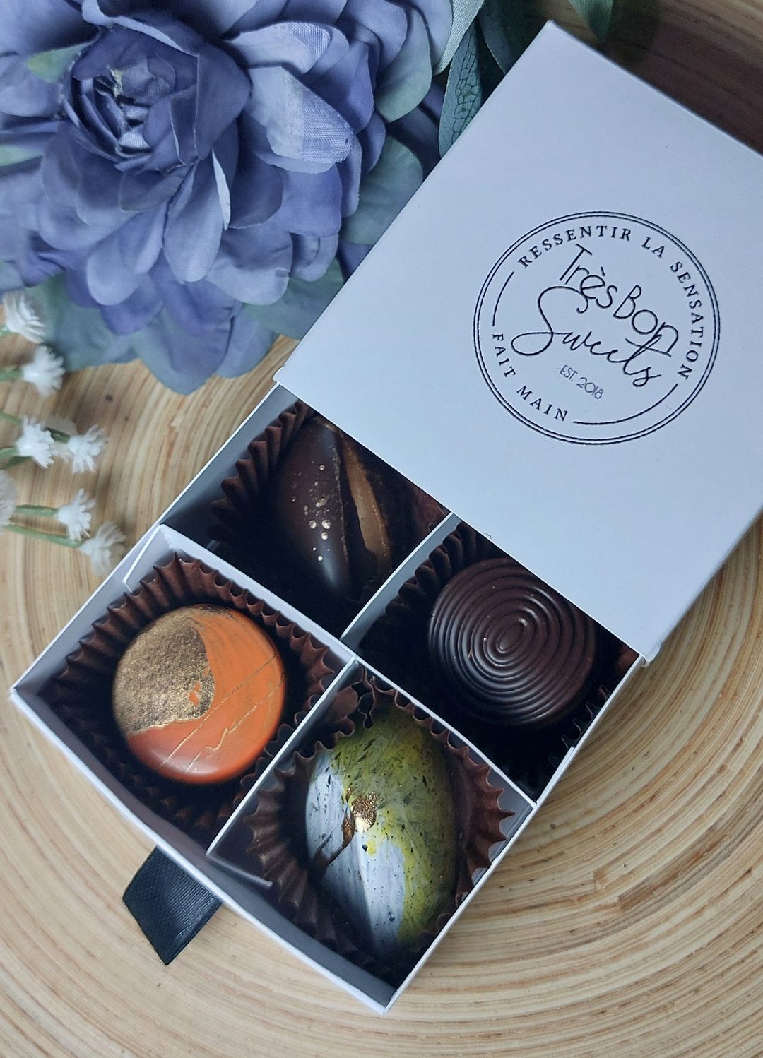 THE ART OF BONBONS | CUSTOMIZE YOUR BOX OF 4