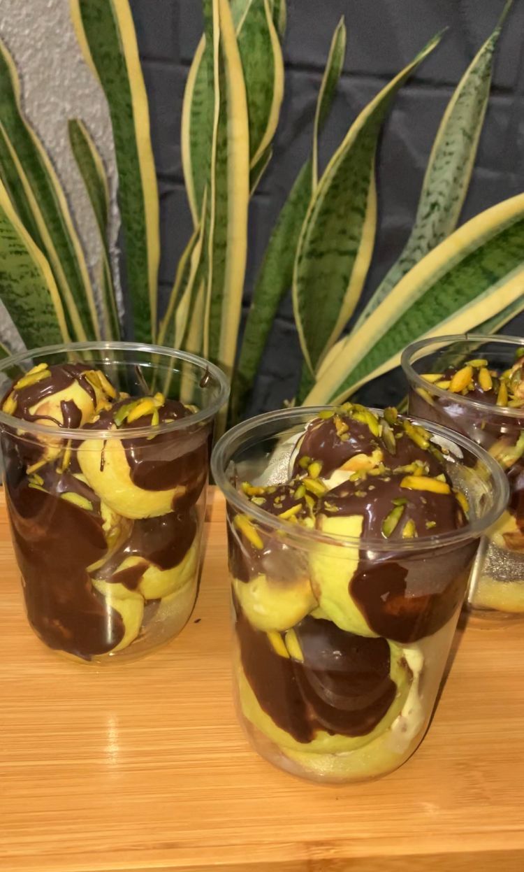 Pistachio Choux Cup