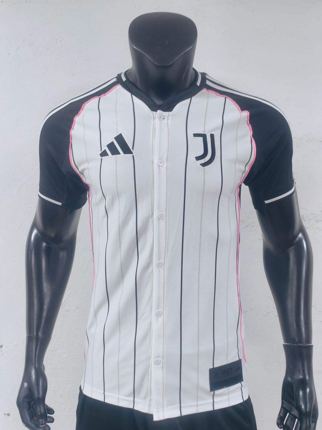 Juventus US Pack Shirt