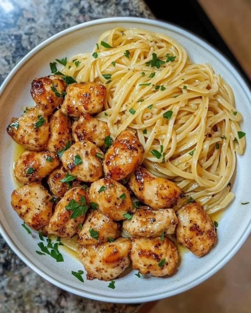 GARLIC CHICKEN PASTA