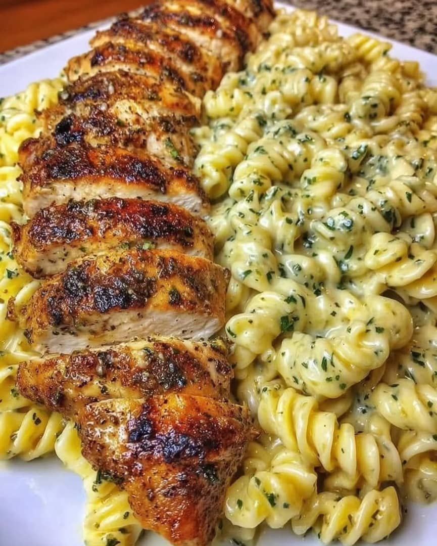 CHEESY CAJUN CHICKEN TWISTED PASTA
