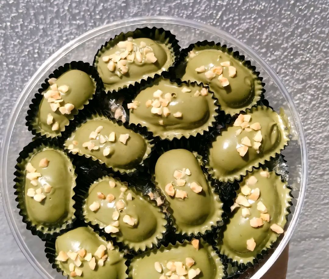Almond London