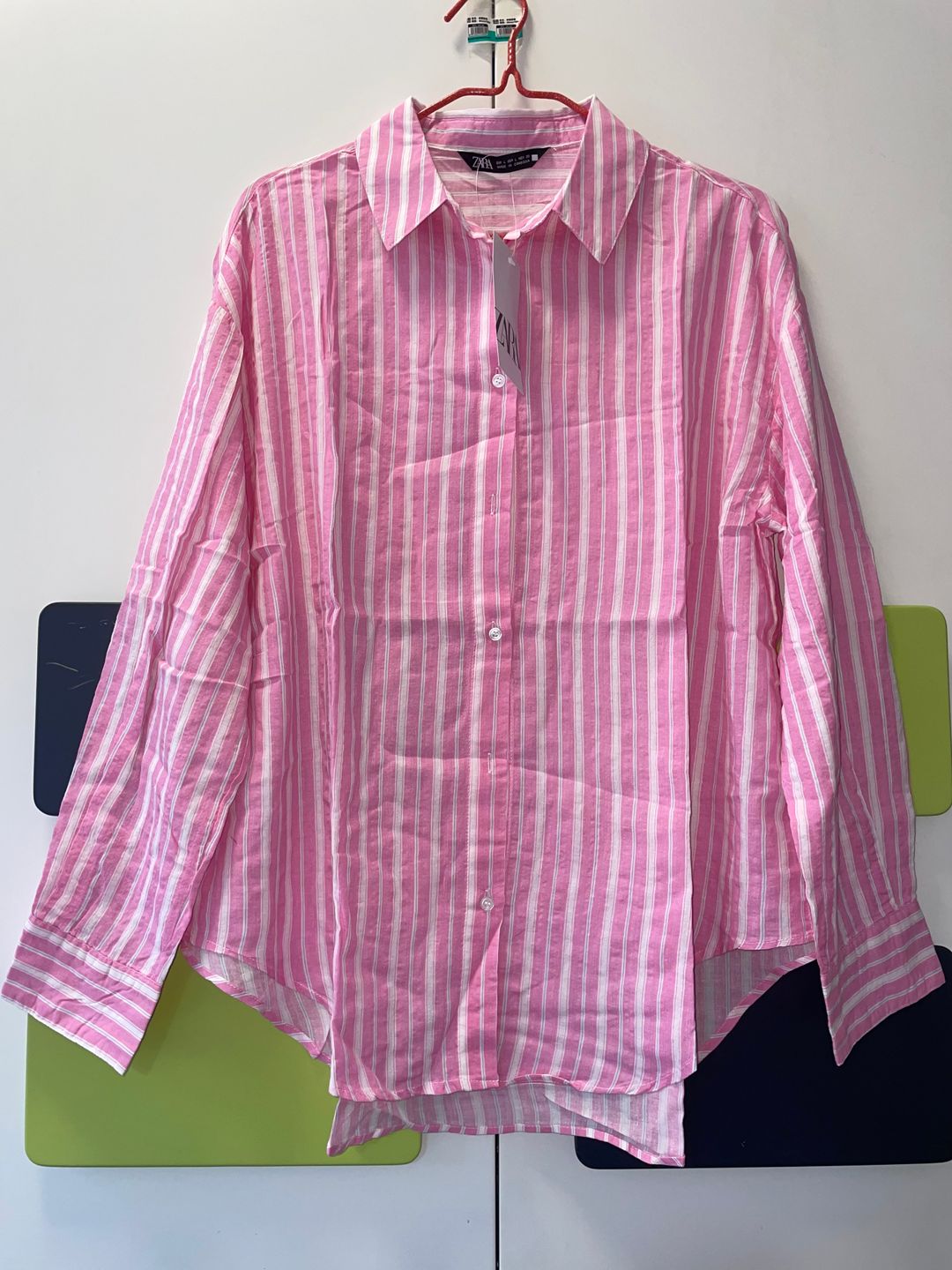 Chemise Zara rose avec rayures 