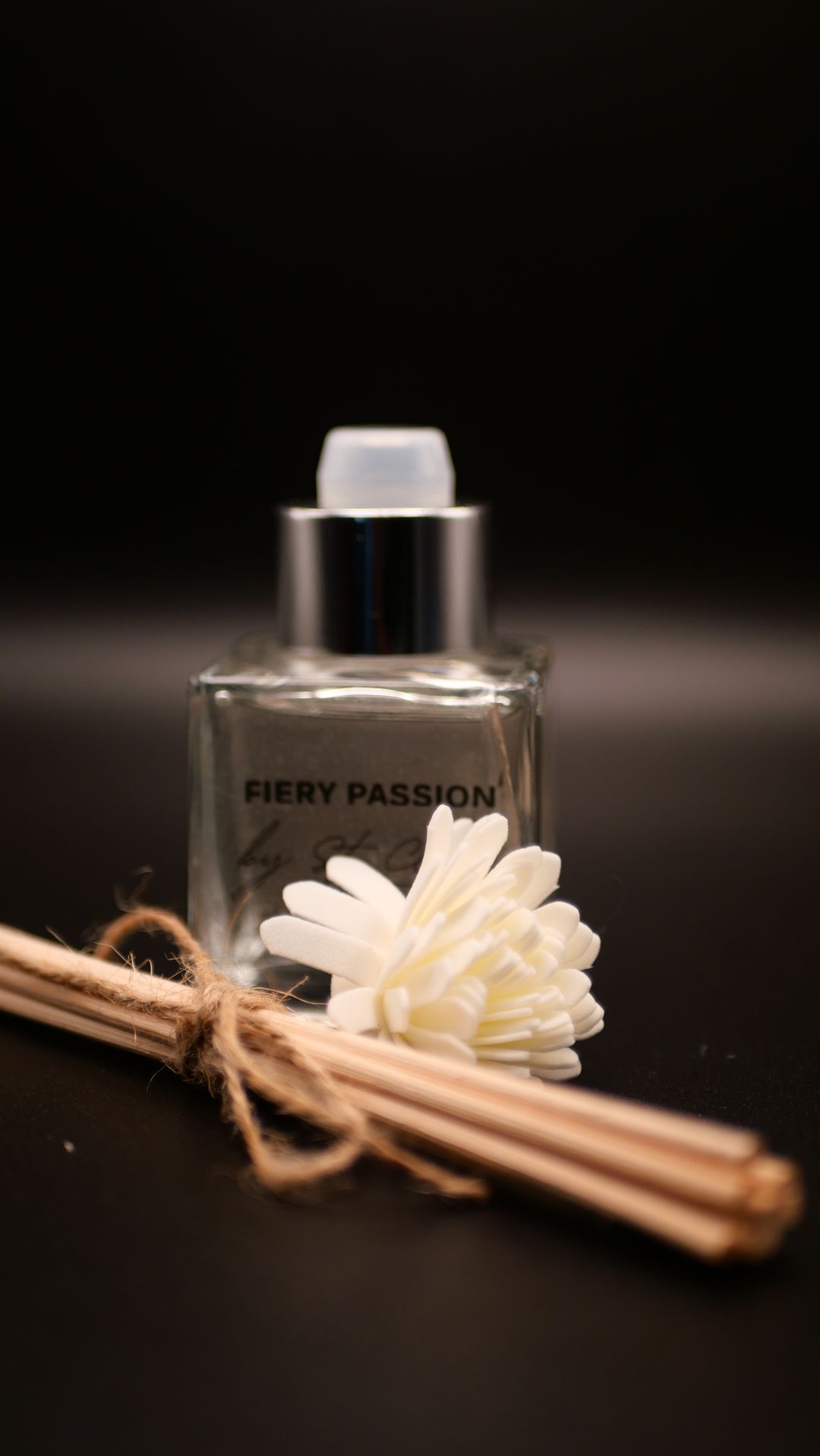 FIERY PASSION REED DIFFUSER 