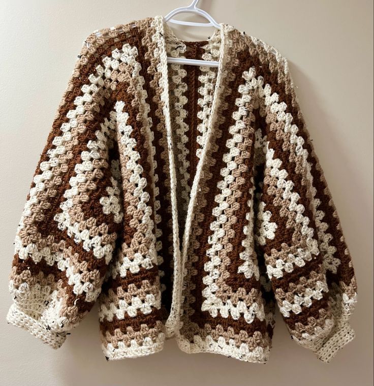 Cardigans Unisexes (9000 FCFA +)