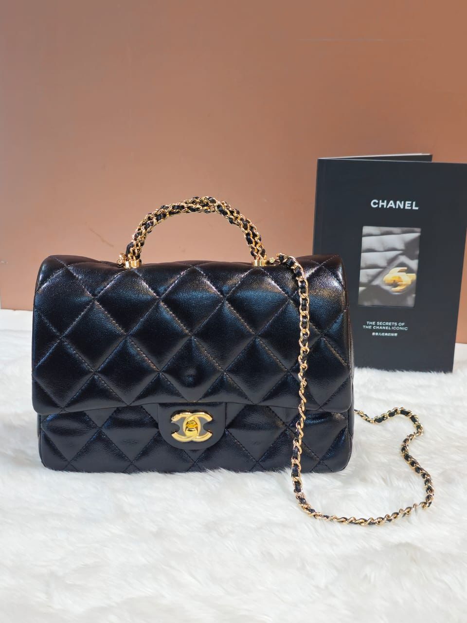 CHANEL - BLACK SIZE 23CM