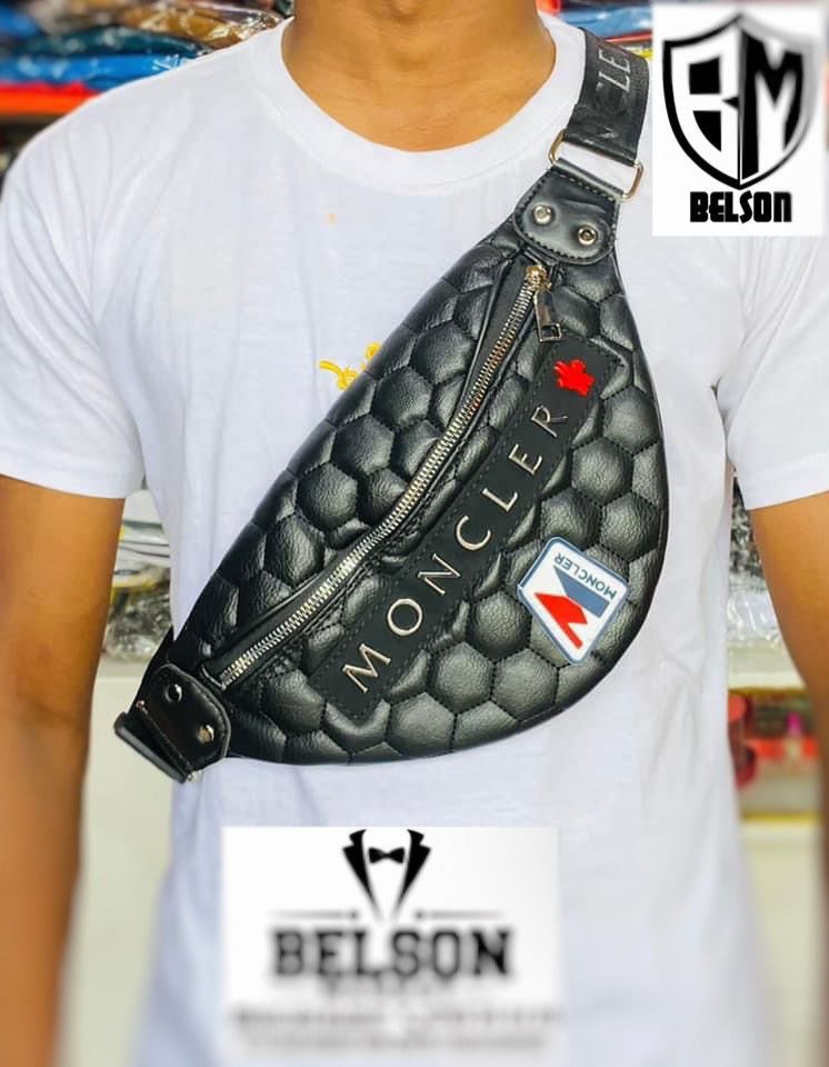 Sacoche Noire MONCLER – Le prestige en mouvement