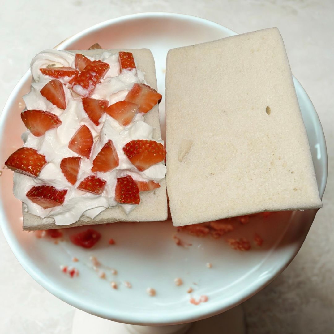 Strawberry Cream Sando