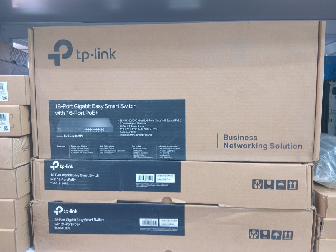 TP-LINK 18 PORTS POE RACK 