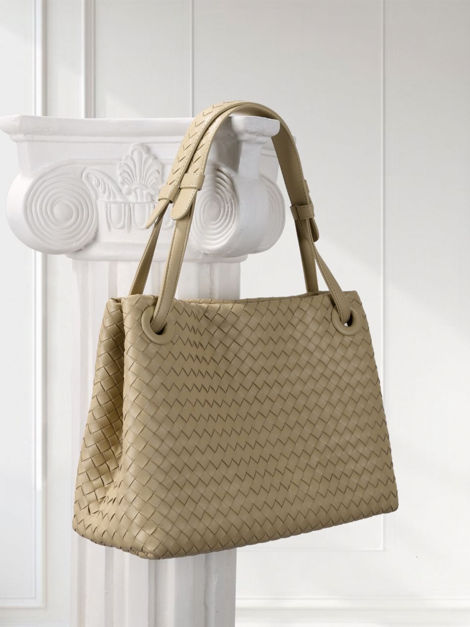 [PREORDER] - Woven Shoulder Tote Bag [Butter Almond]