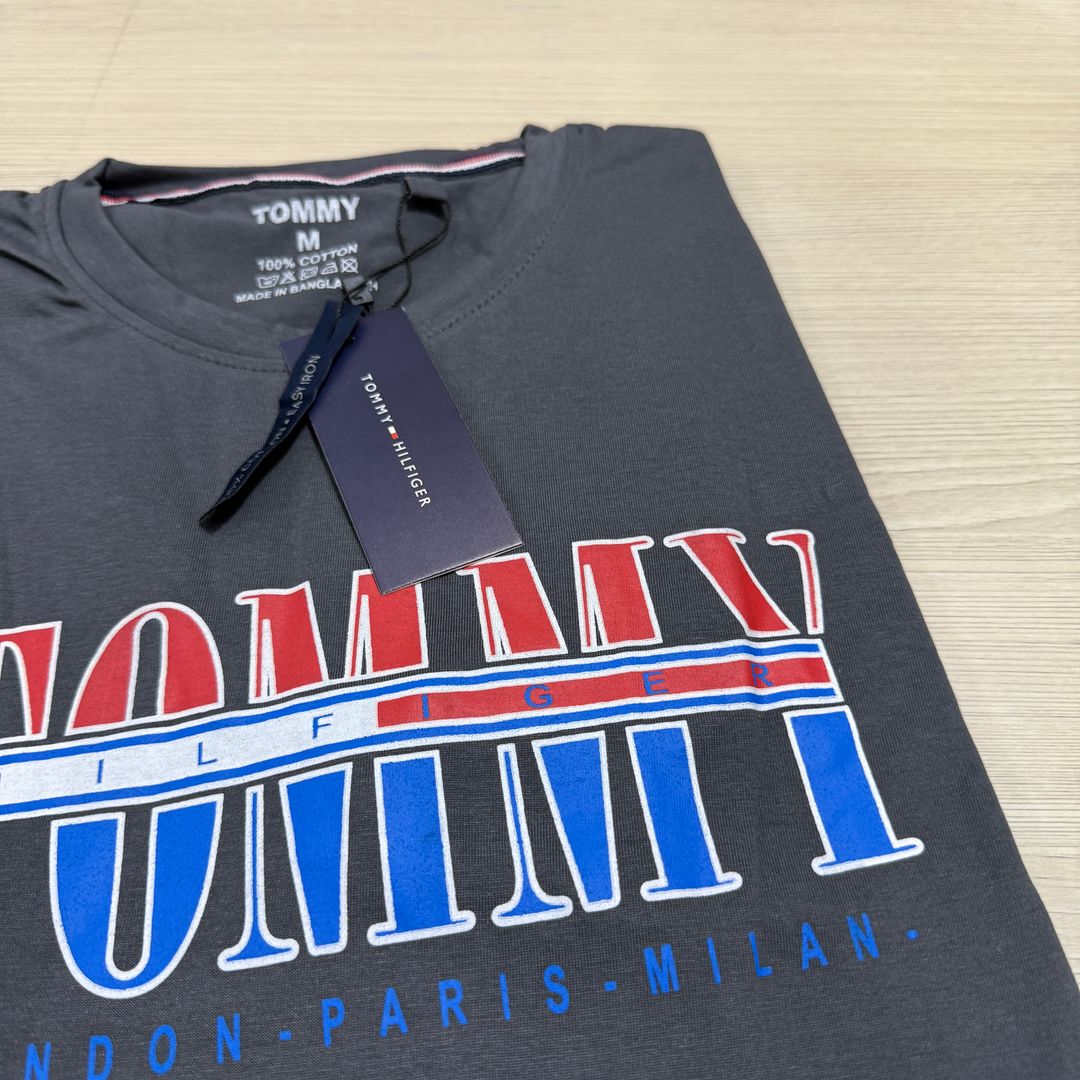 TOMMY HILFIGER T- SHIRT - 21