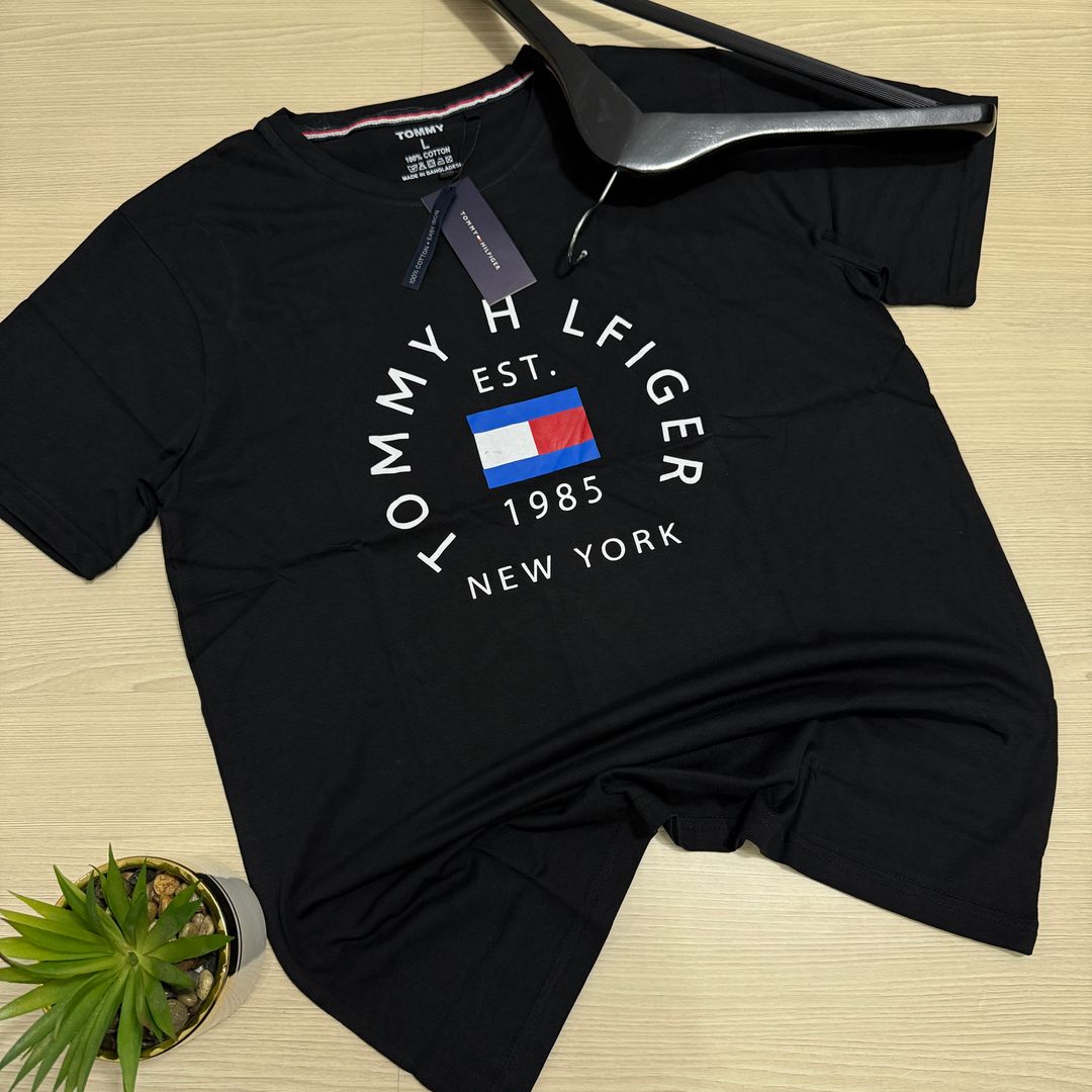TOMMY HILFIGER T- SHIRT - 29