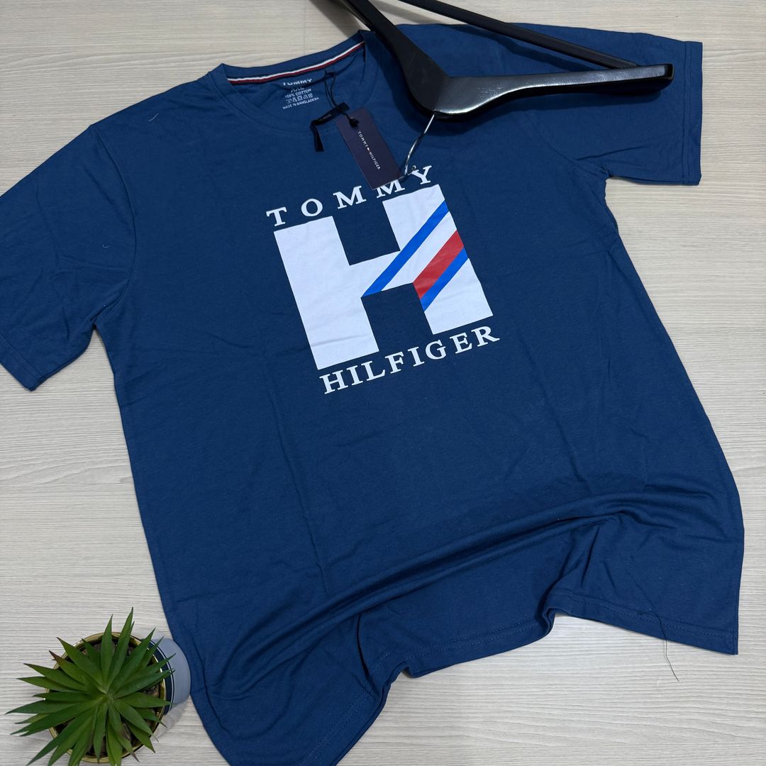 TOMMY HILFIGER T- SHIRT - 41
