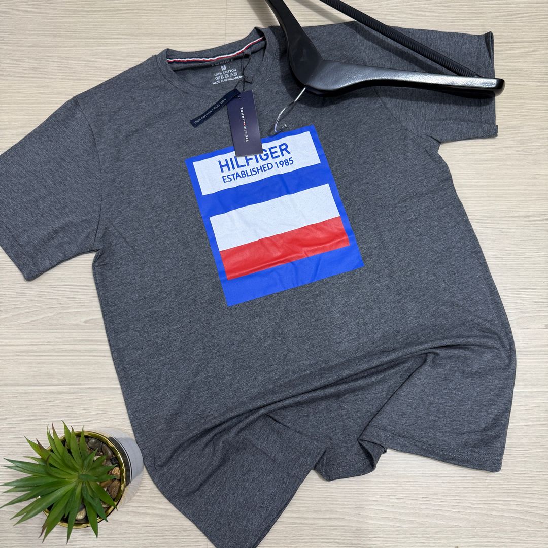 TOMMY HILFIGER T- SHIRT - 44