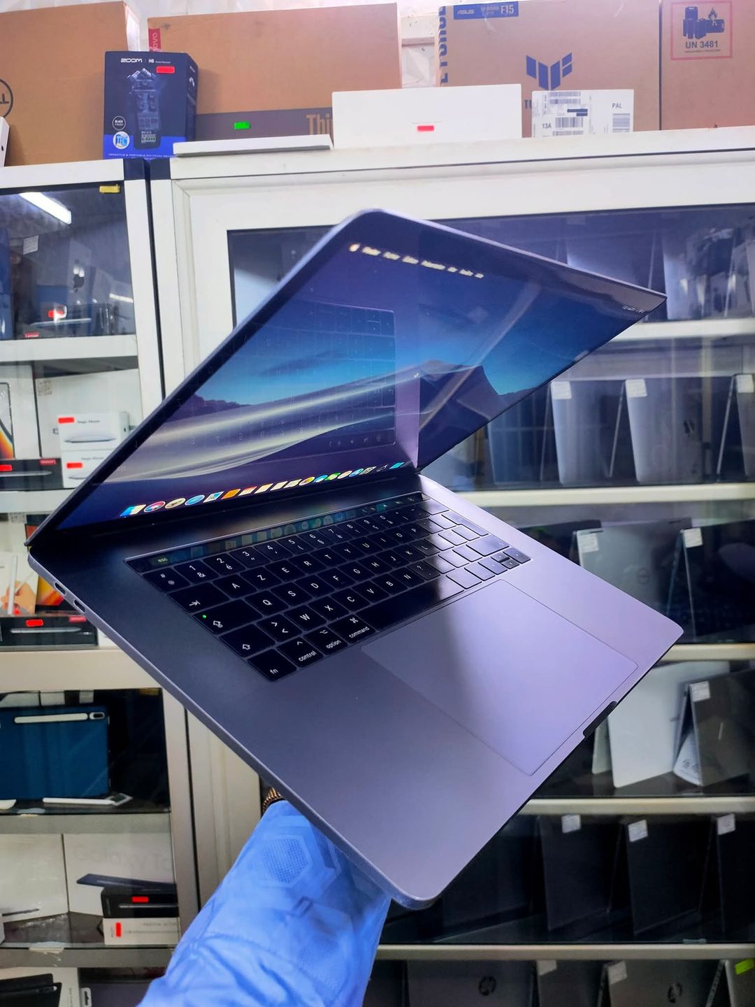 HP EliteBook – Intel Core Ultra 7, 15ᵉ génération (2025)_article_N°:CAI_0135