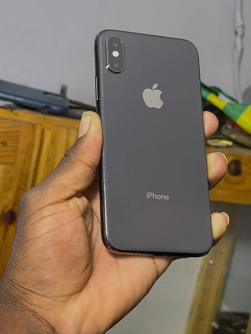 iPhone X