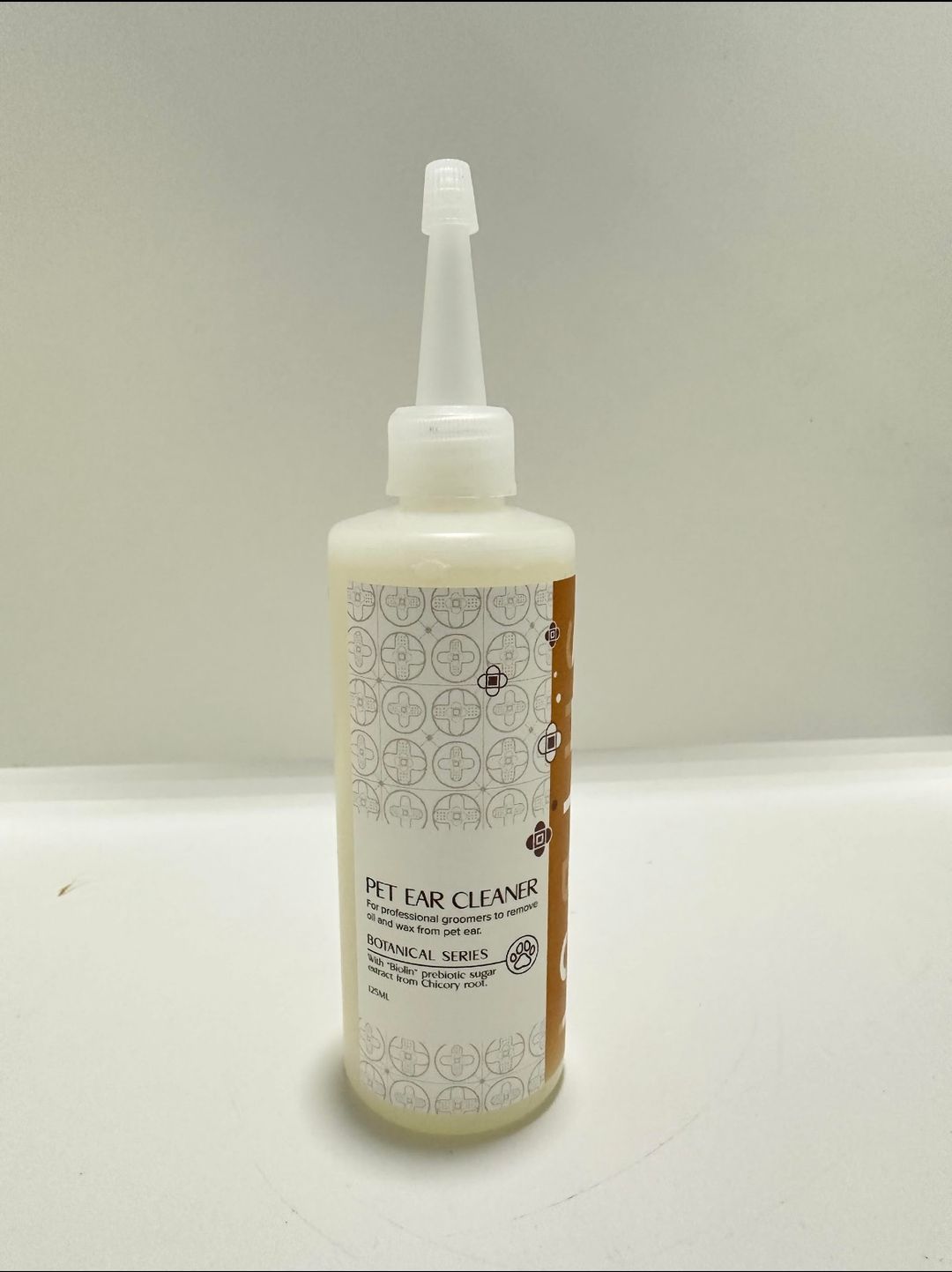 Pet ear cleaner 
