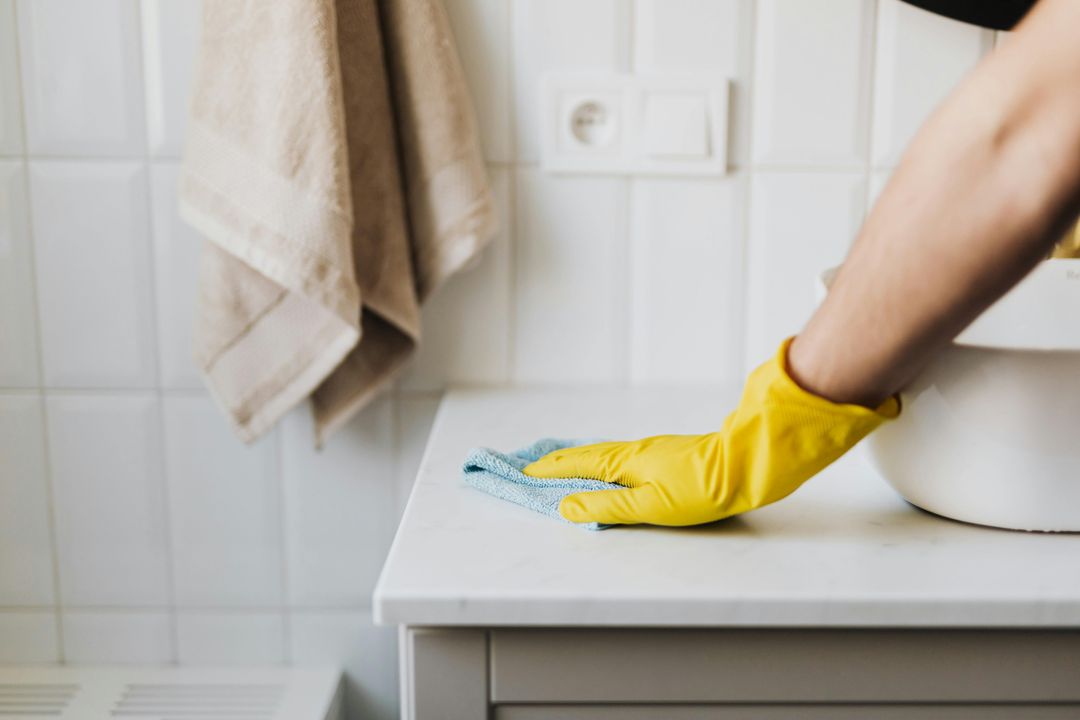 One Cleaner – Choose Your Hours