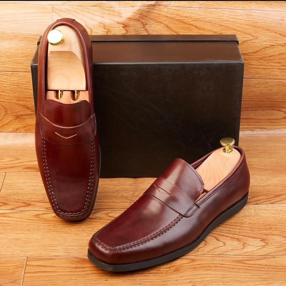 John Barton Lisse Marron 