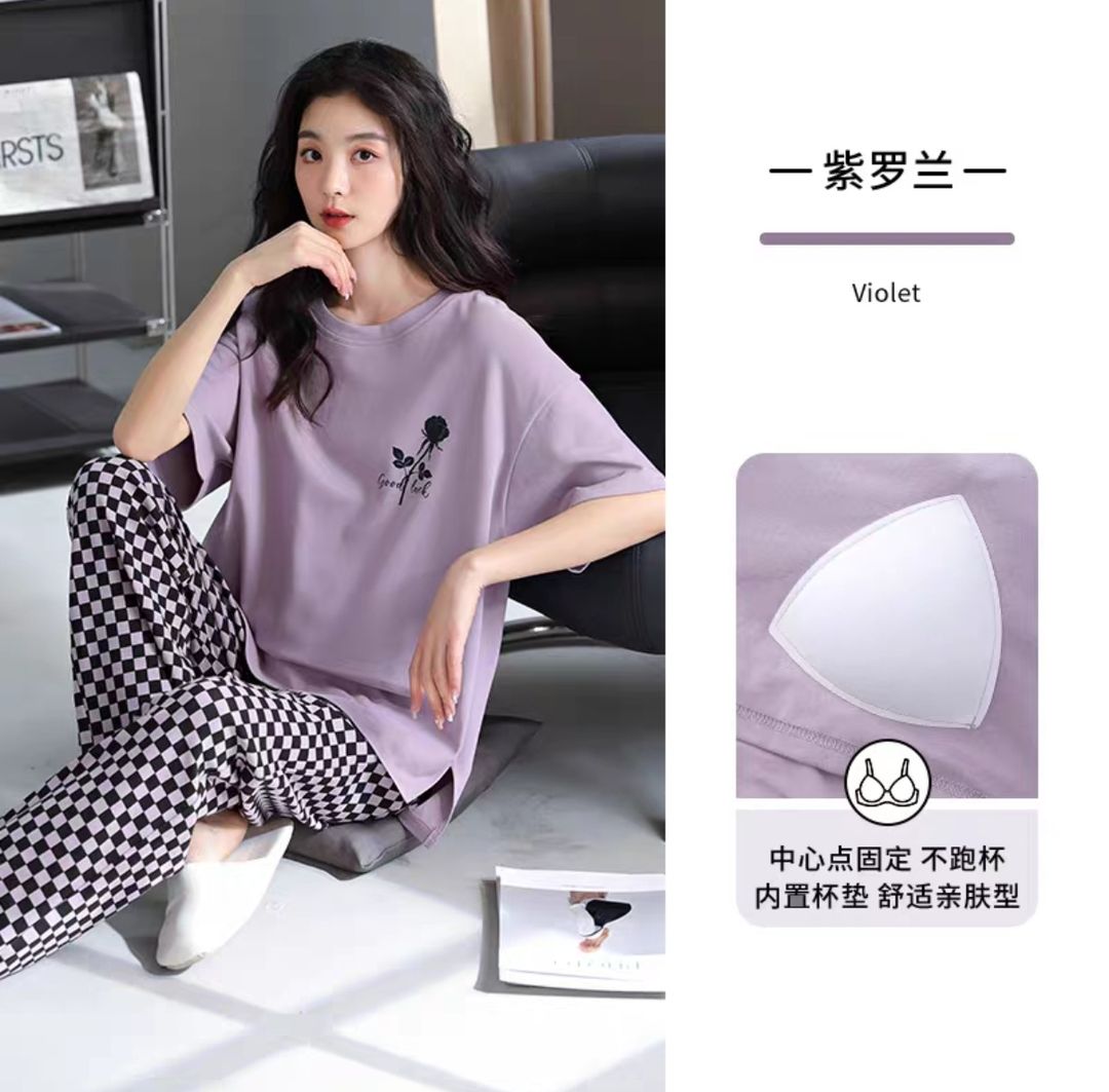 Purple flower pajama set with bra pads