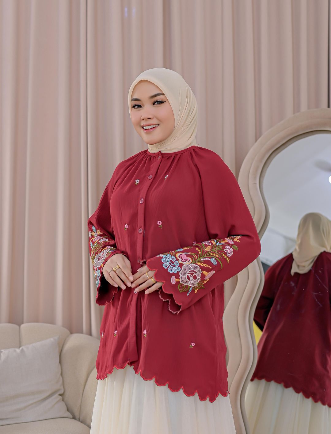 Nila Sulam Top 