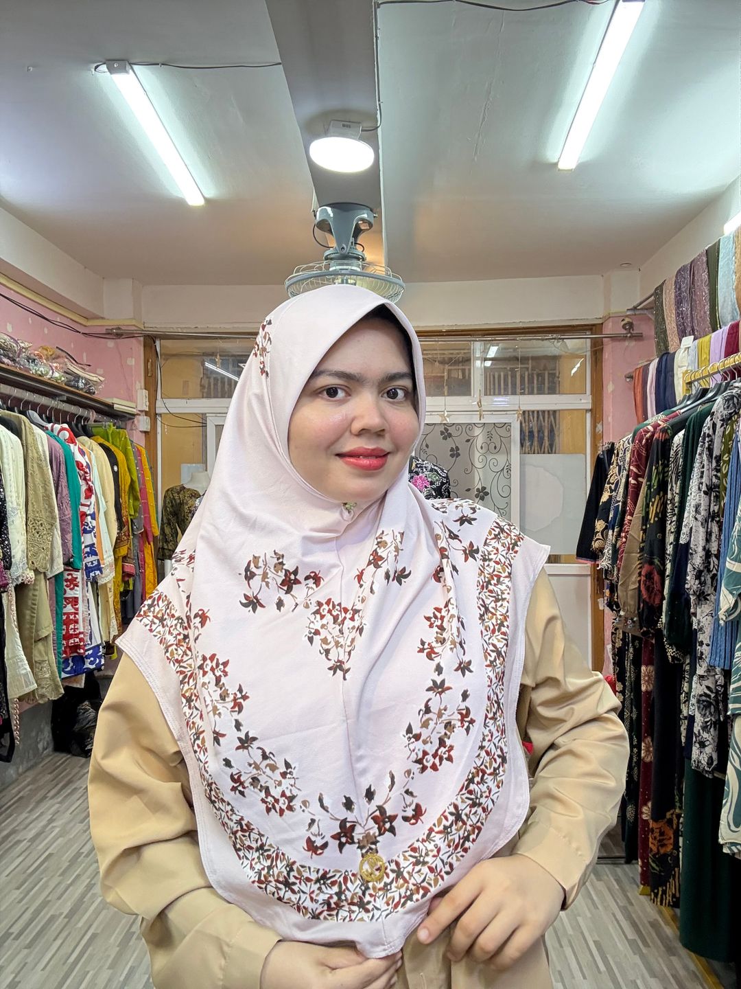 မလေးရှာပုဝါ 🧕