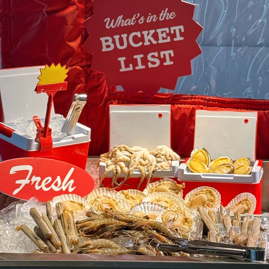 Treasure Seafood Ice Box