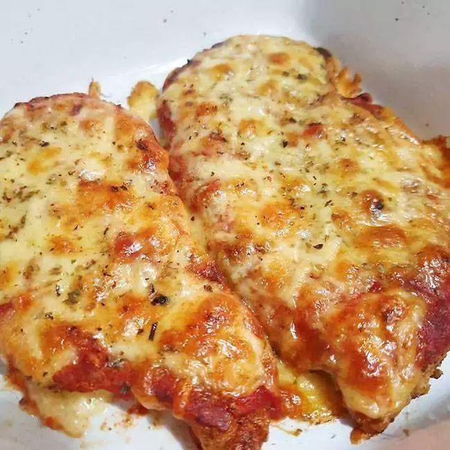 Pechuga a la parmesana