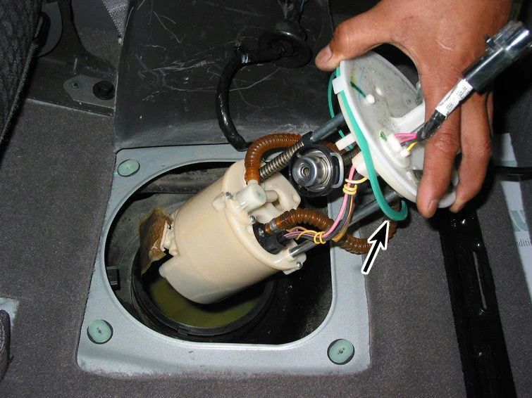 Fuel Pump تبديل فيد پمپ