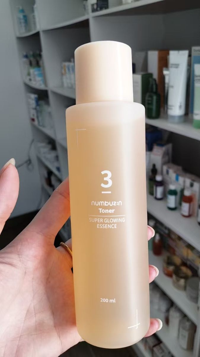 numbuzin No.3 Glow Light Bulb Vita Yeast Essence Toner 200ml – Hydrating, Brightening & Revitalizing for Dull Skin