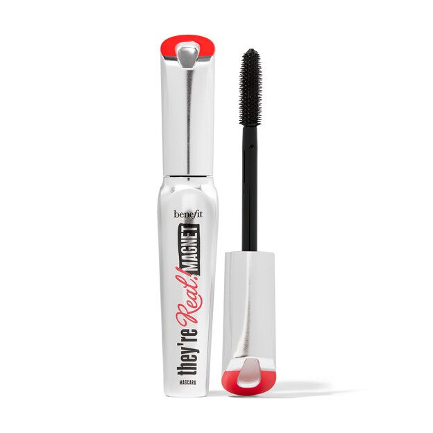 They’re Real! Magnet Powerful Lifting & Lengthening Mascara Powerful lifting & lengthening mascara