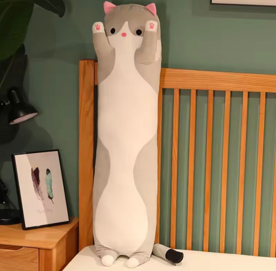 Peluche de gatito gris
