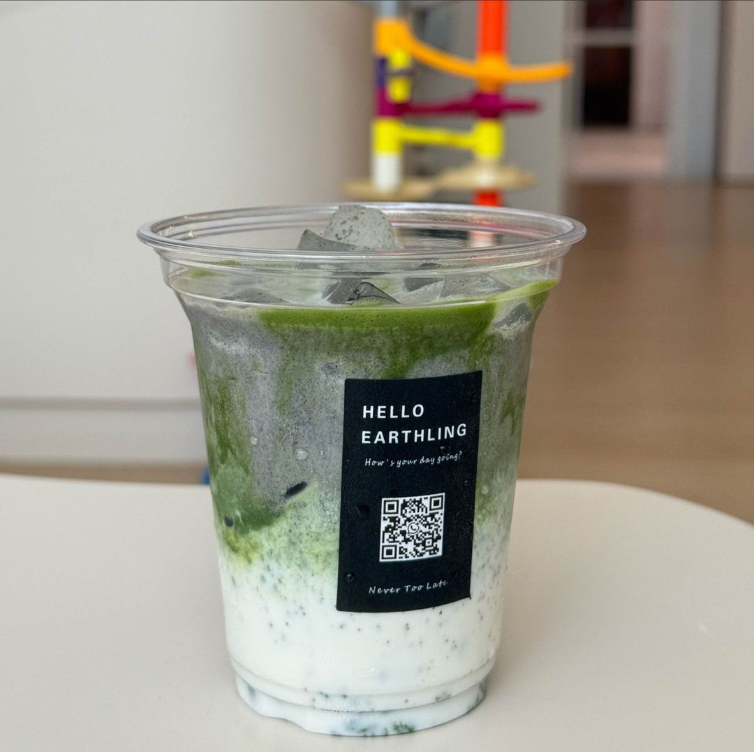 Black Sesame Matcha Latte-Cold