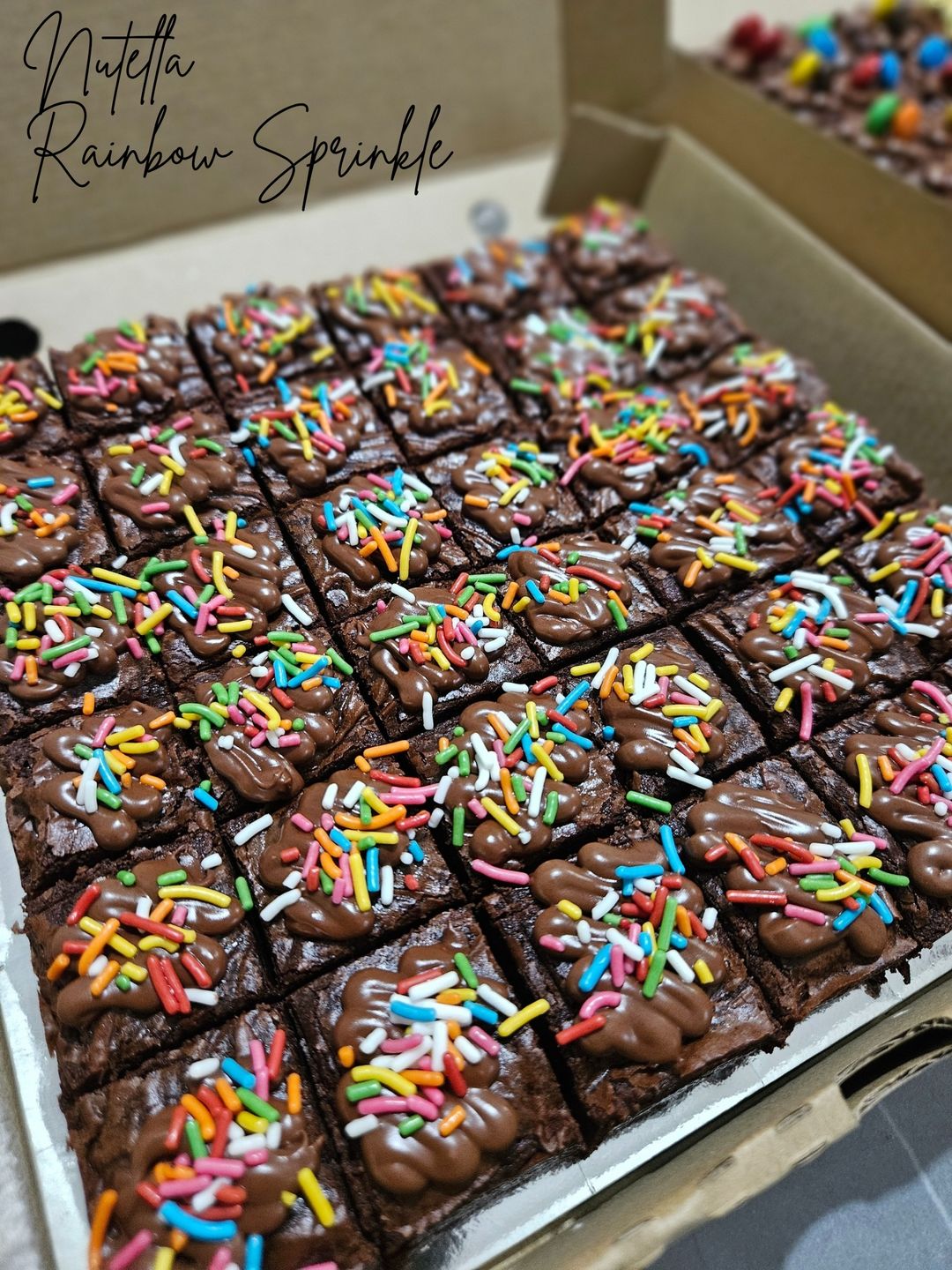 CALLEBAUT Tella Rainbow Sprinkles