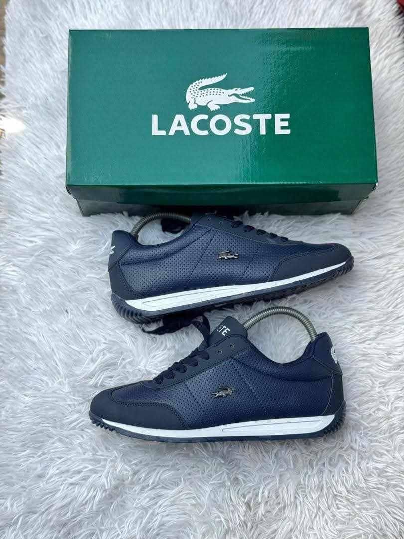 Pair de Basket Lacoste Bleu