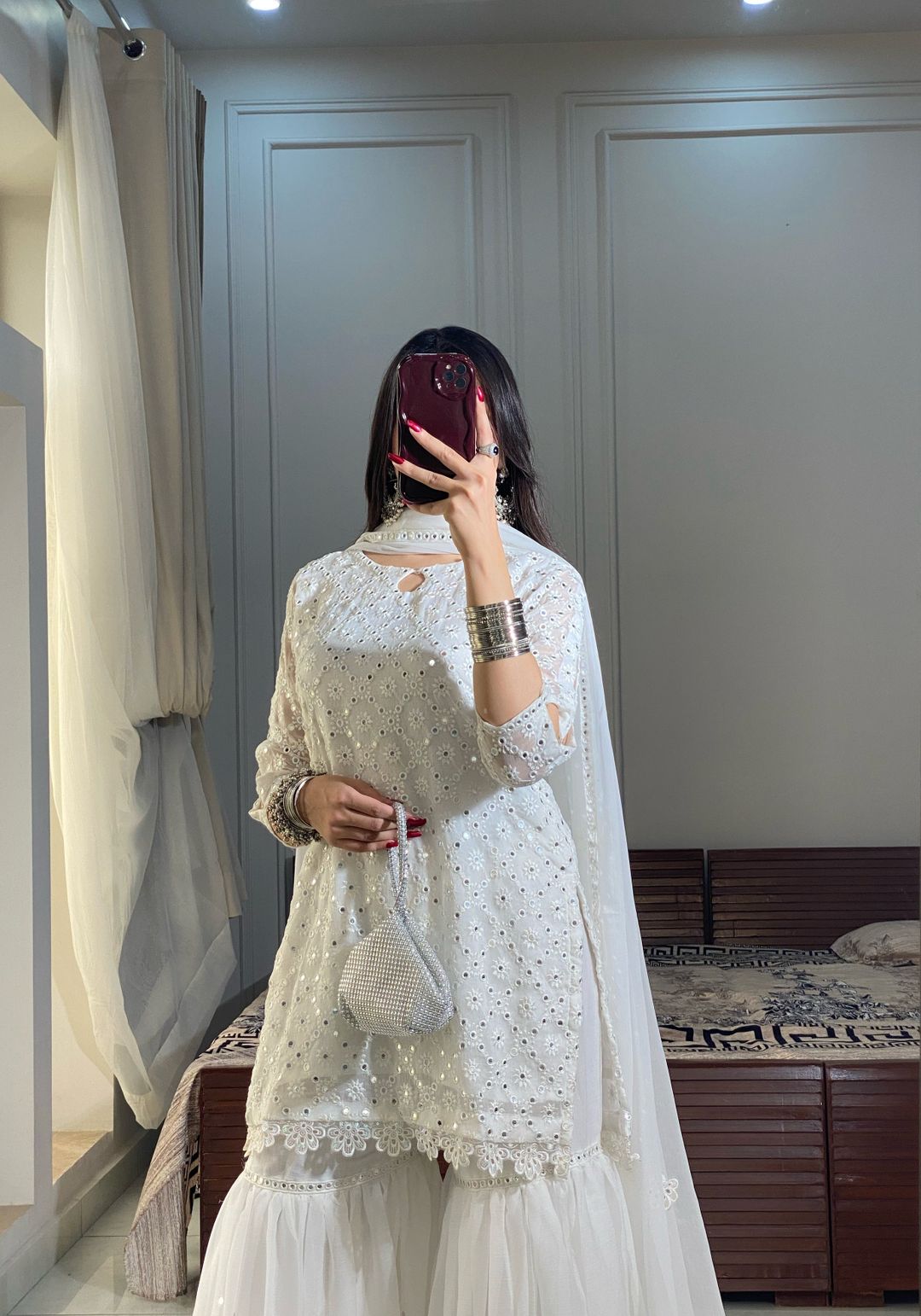WHITE GULAB