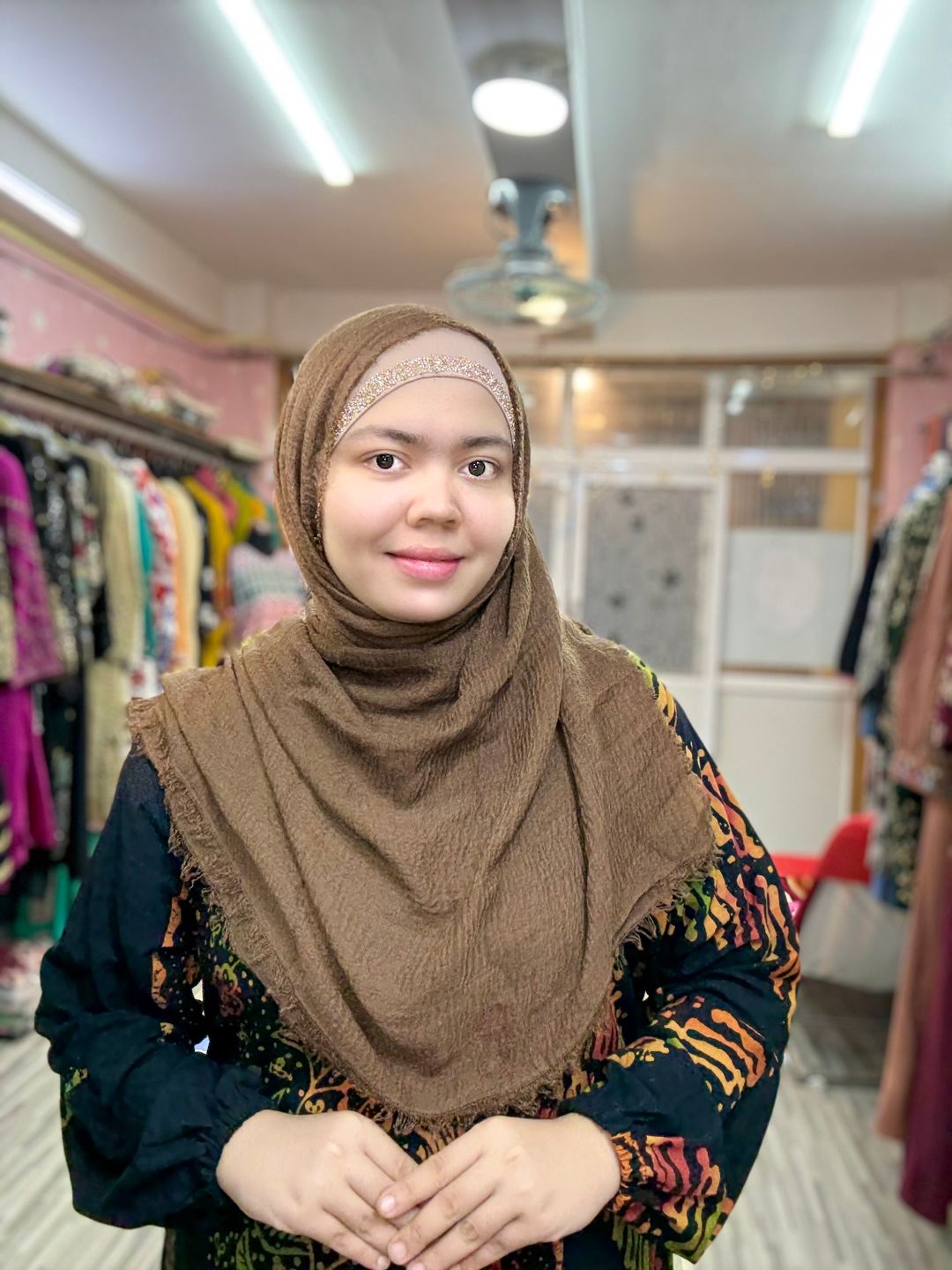 ချည်လိပ်ပတ်ပုဝါ 🧕