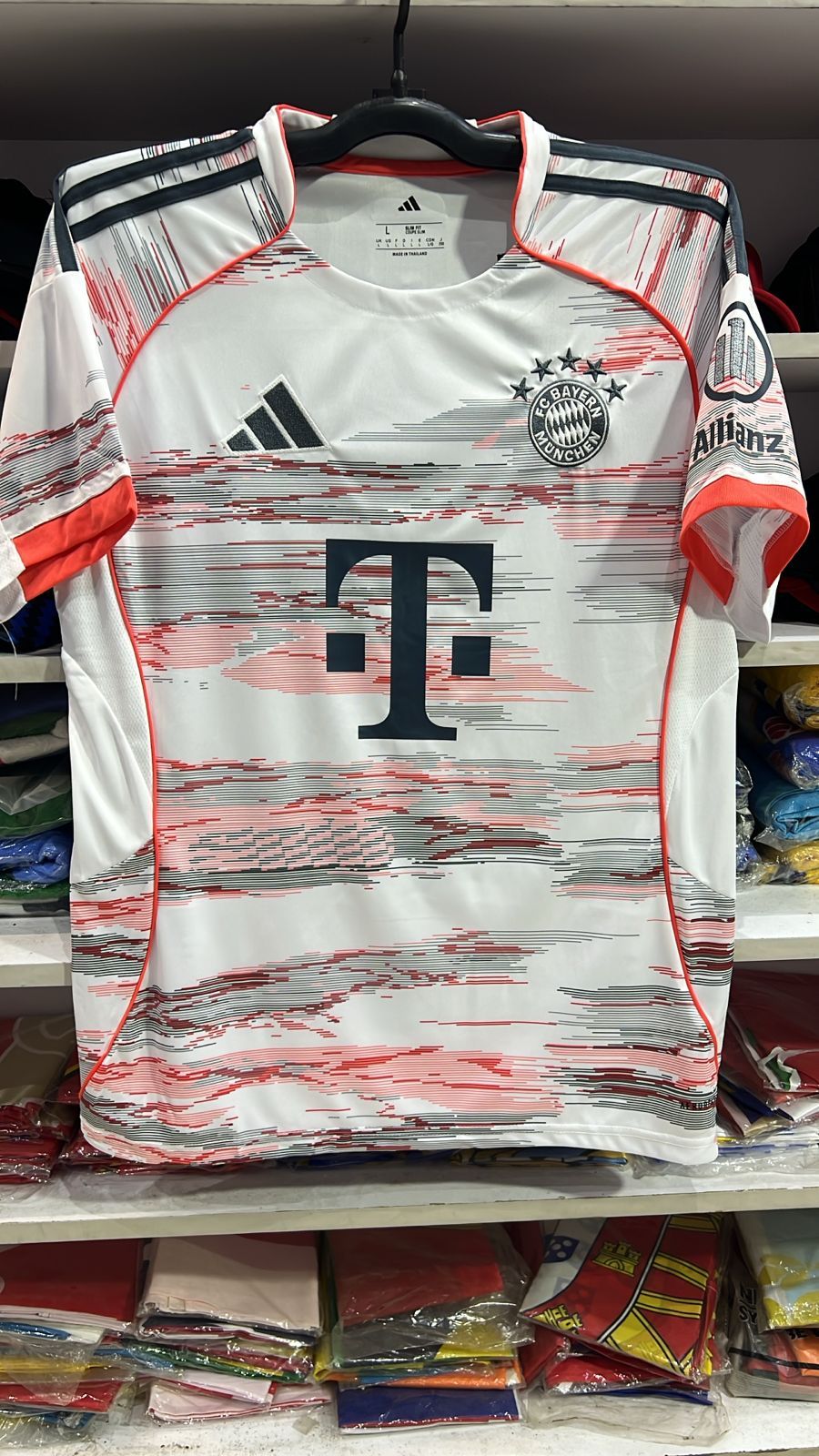 Bayern Munich Away - 25/26 Fan