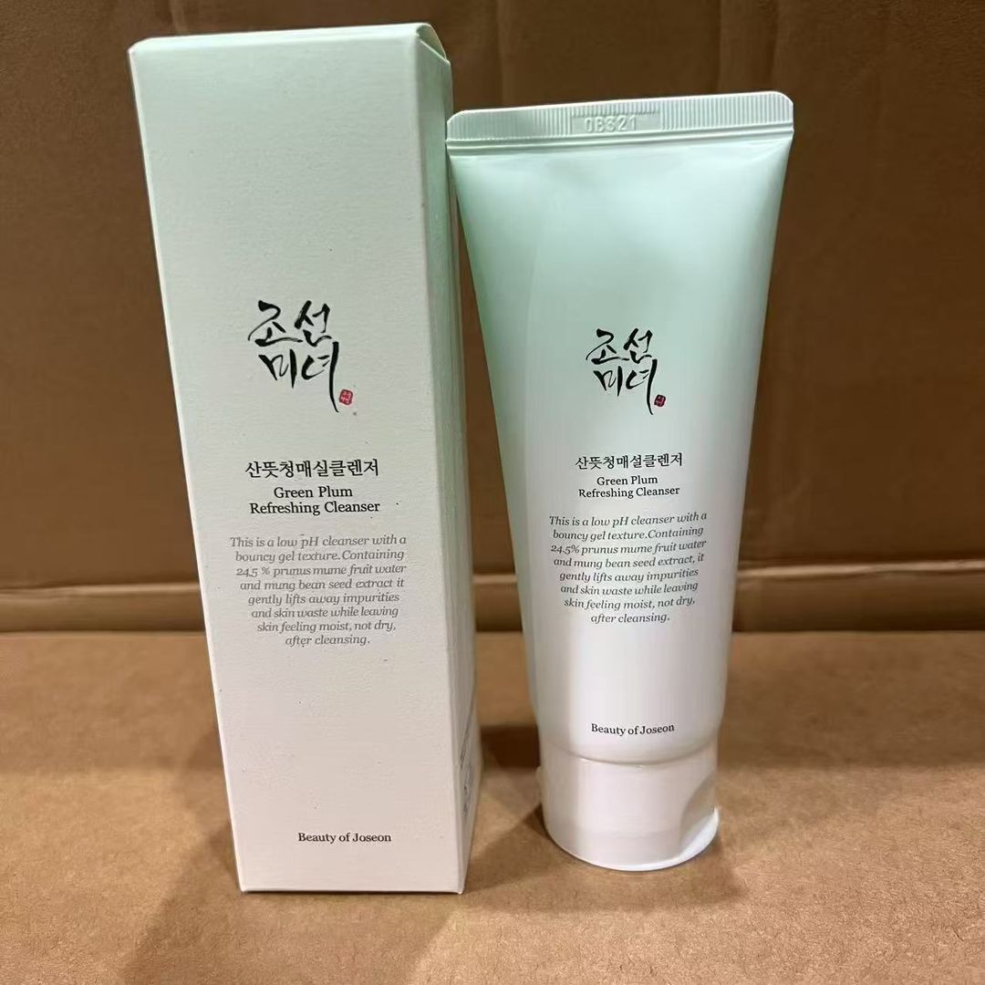 Korean Beauty Green Plum Cleanser