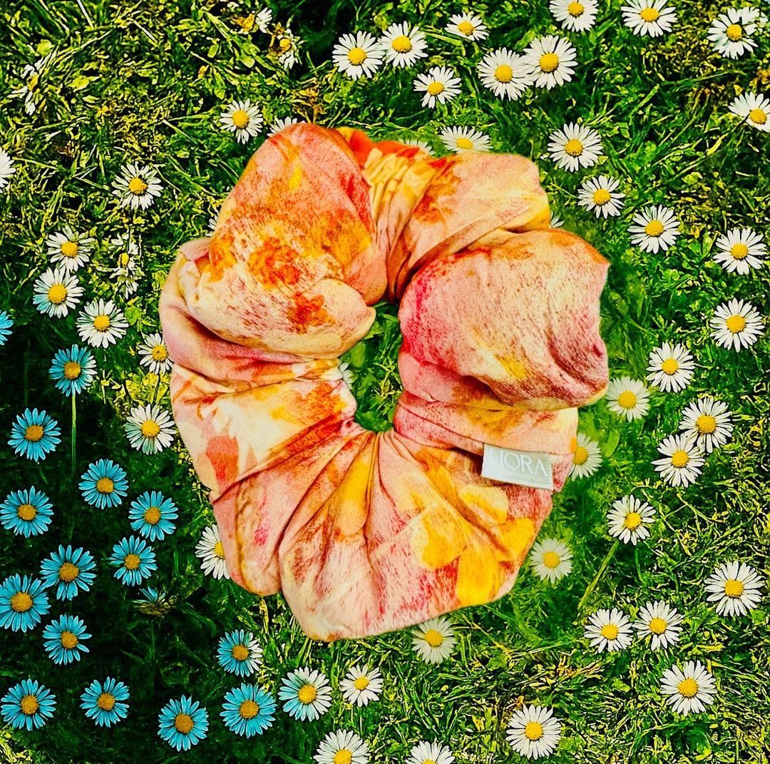  LIORA BLOOM SERIES | WILD ROSE MIST PILLOW SCRUNCHIE