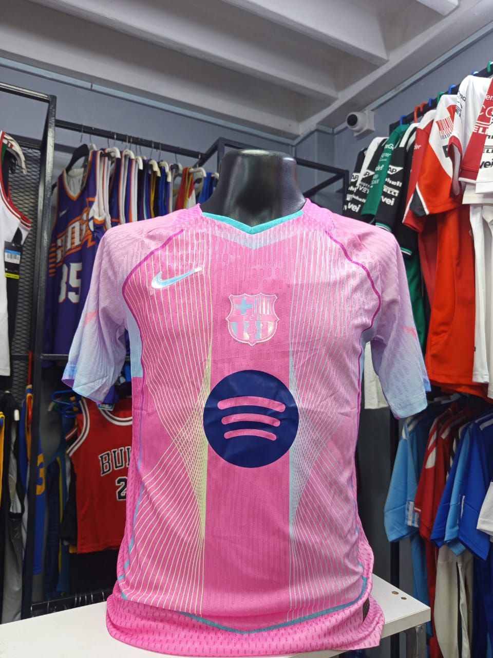 Barcelona Pink Special Fans Version 