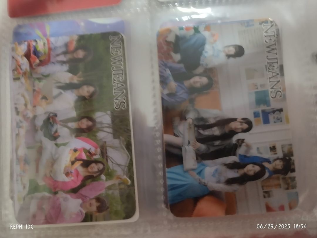 New jeans grp official ( PM: 82020582 for clearer pics )