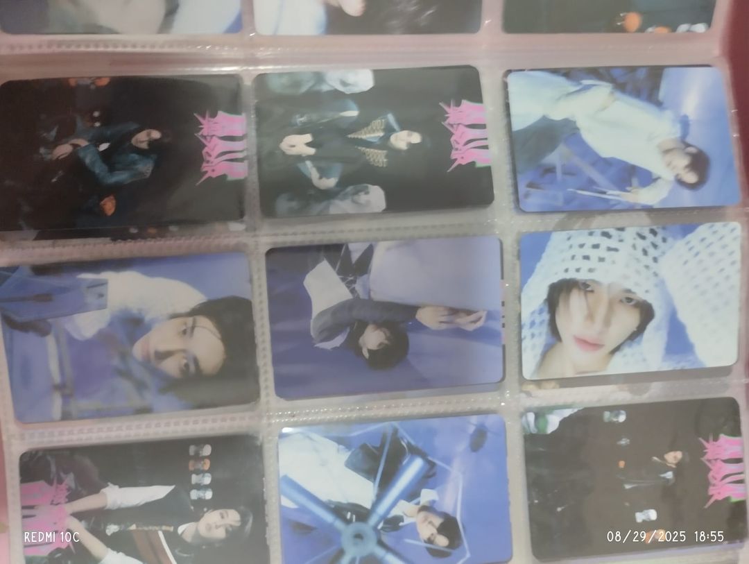Straykids lomo ( PM: 82020582 for more pics )