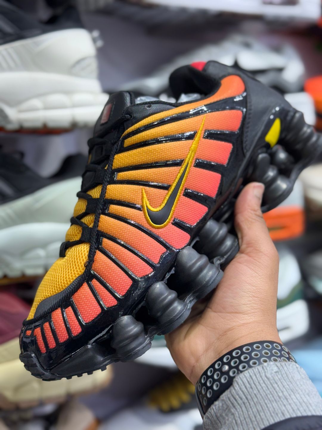 NIKE SHOX TL