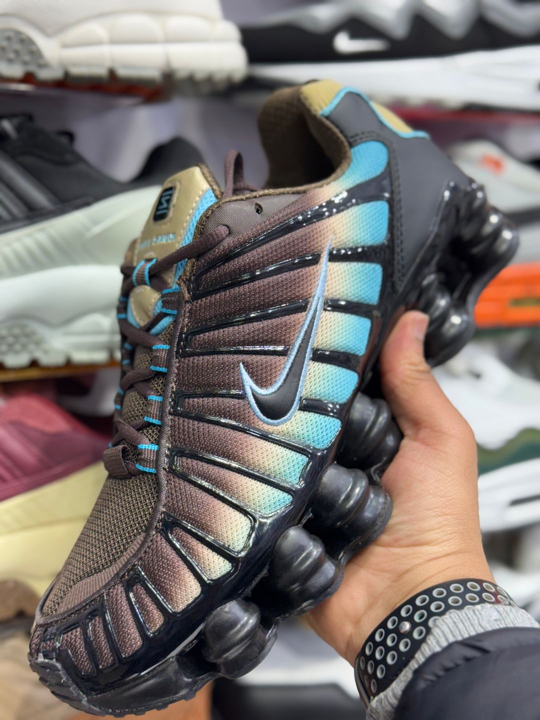NIKE SHOX TL