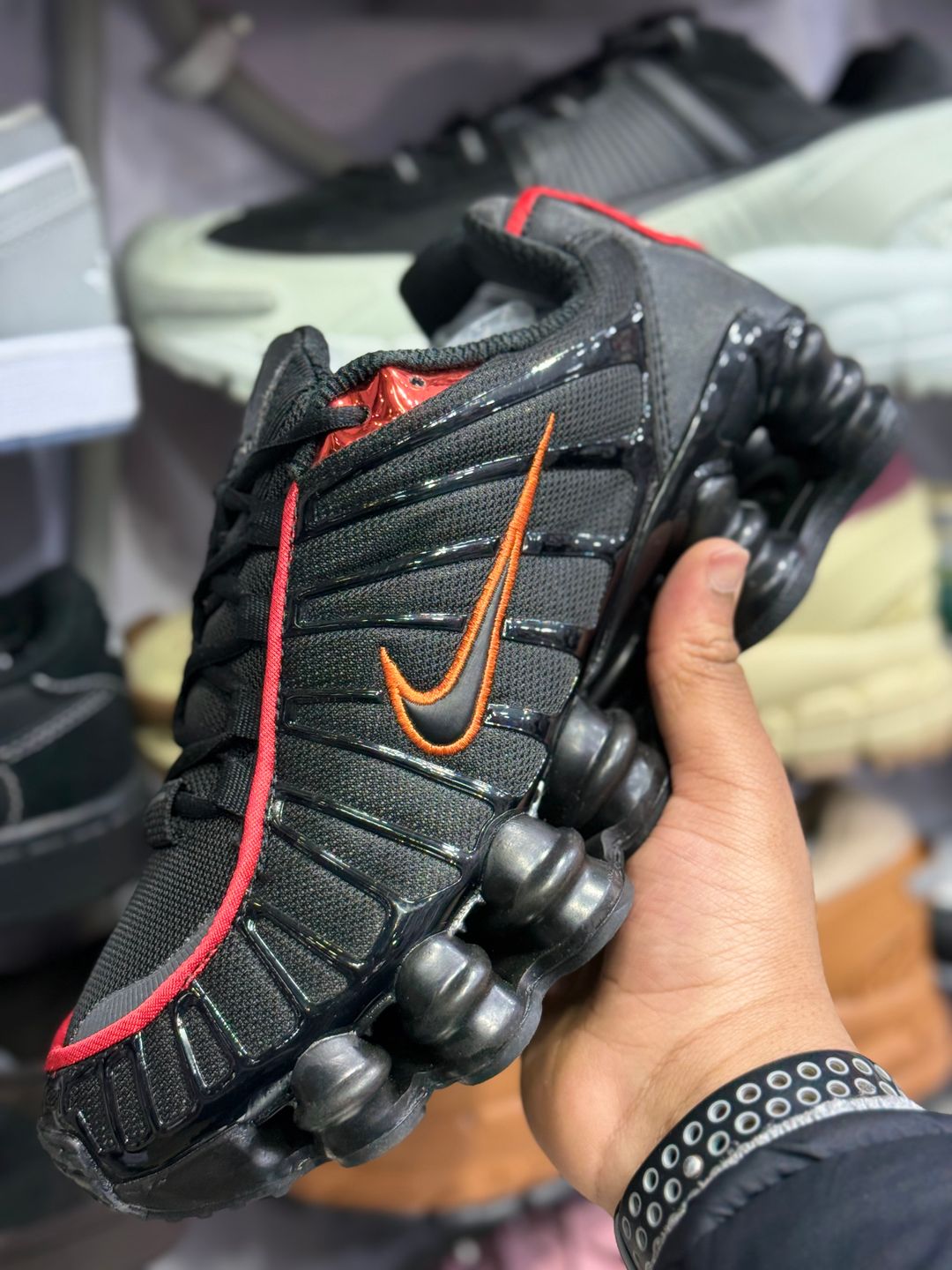 NIKE SHOX TL