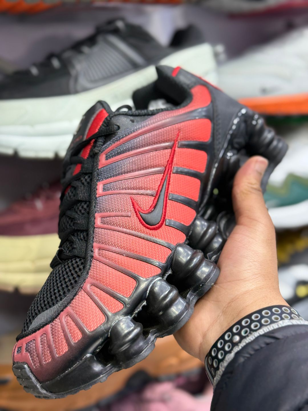 NIKE SHOX TL