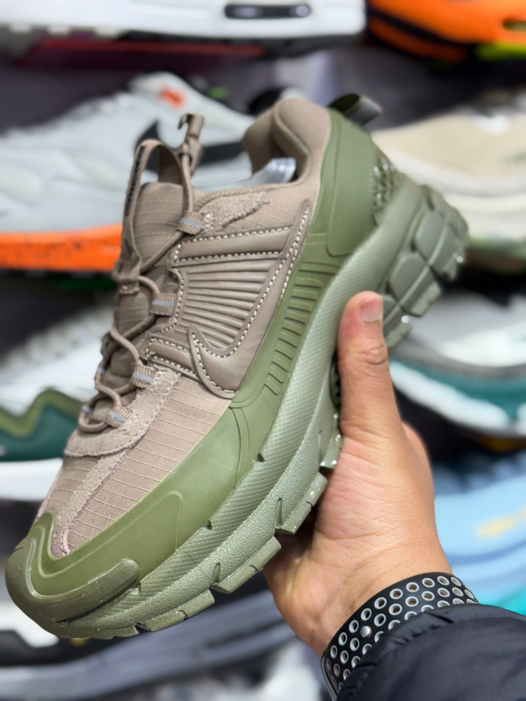 NIKE VOMERO
