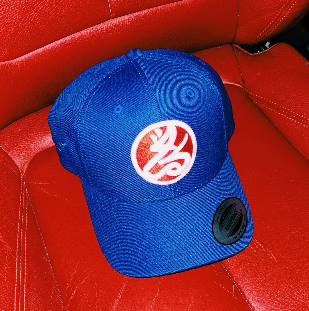 Circle كُمّة Logo Snapback (ROYAL BLUE)