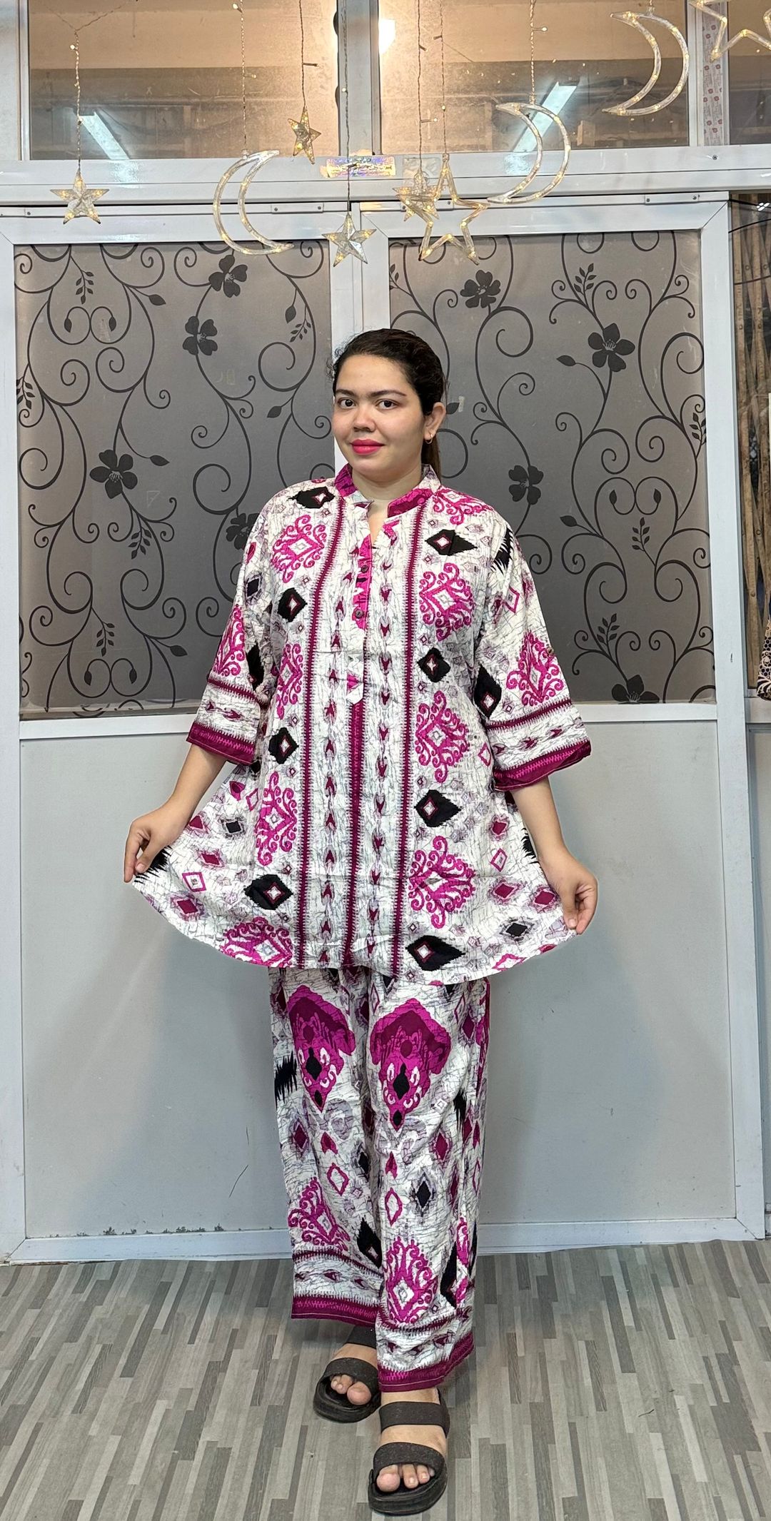 Local Dress 2925